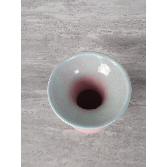 Light Blue and‎ Pink Drip Vase, Mid Century Modern, Hull Pottery - Picture 3 of 5